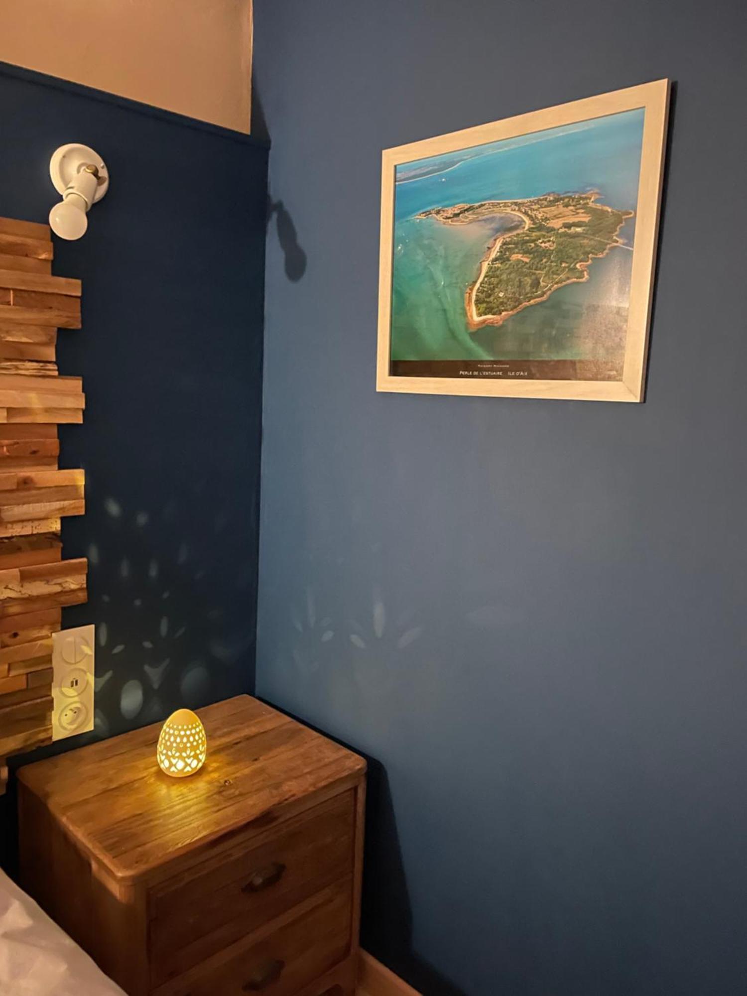 Les Pertuis Rochelais Bed & Breakfast Perigny  Ruang foto