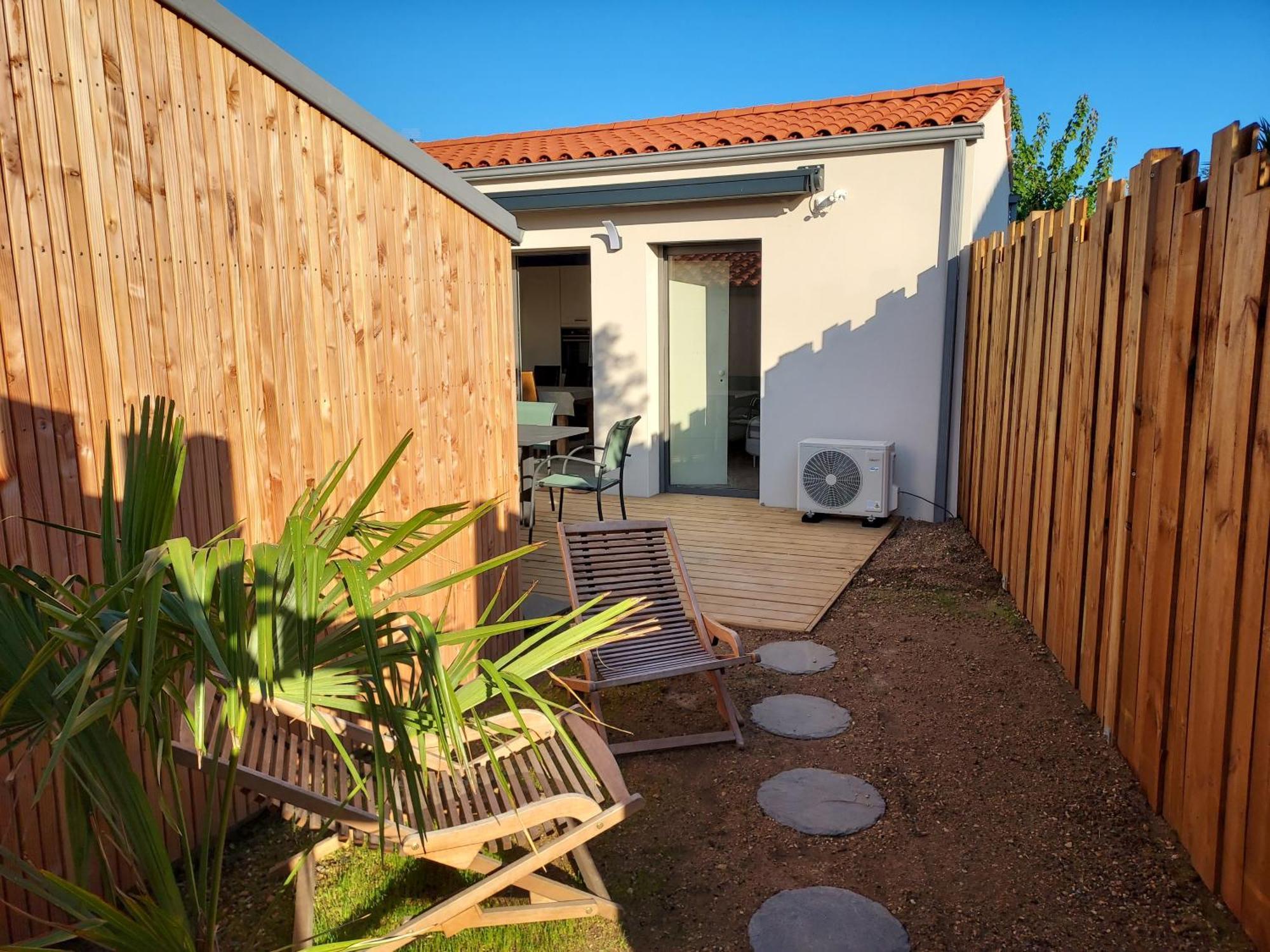 Les Pertuis Rochelais Bed & Breakfast Perigny  Bagian luar foto