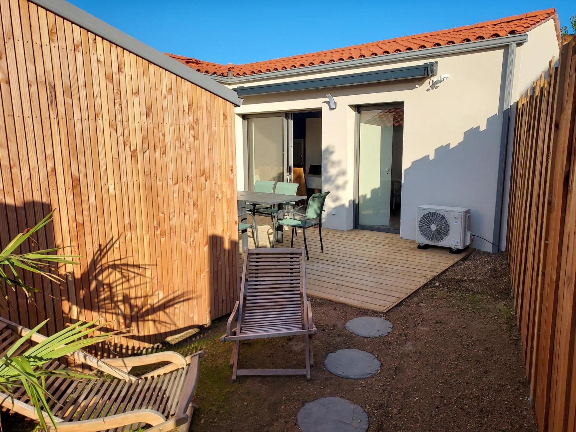 Les Pertuis Rochelais Bed & Breakfast Perigny  Bagian luar foto